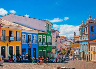 Bahia! Pacotes com voos mais hospedagem para Salvador a partir de R$ 844 por pessoa!
