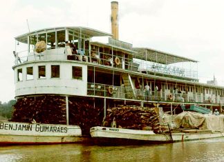 Único barco a vapor em funcionamento no mundo tem autorização para voltar a navegar no São Francisco